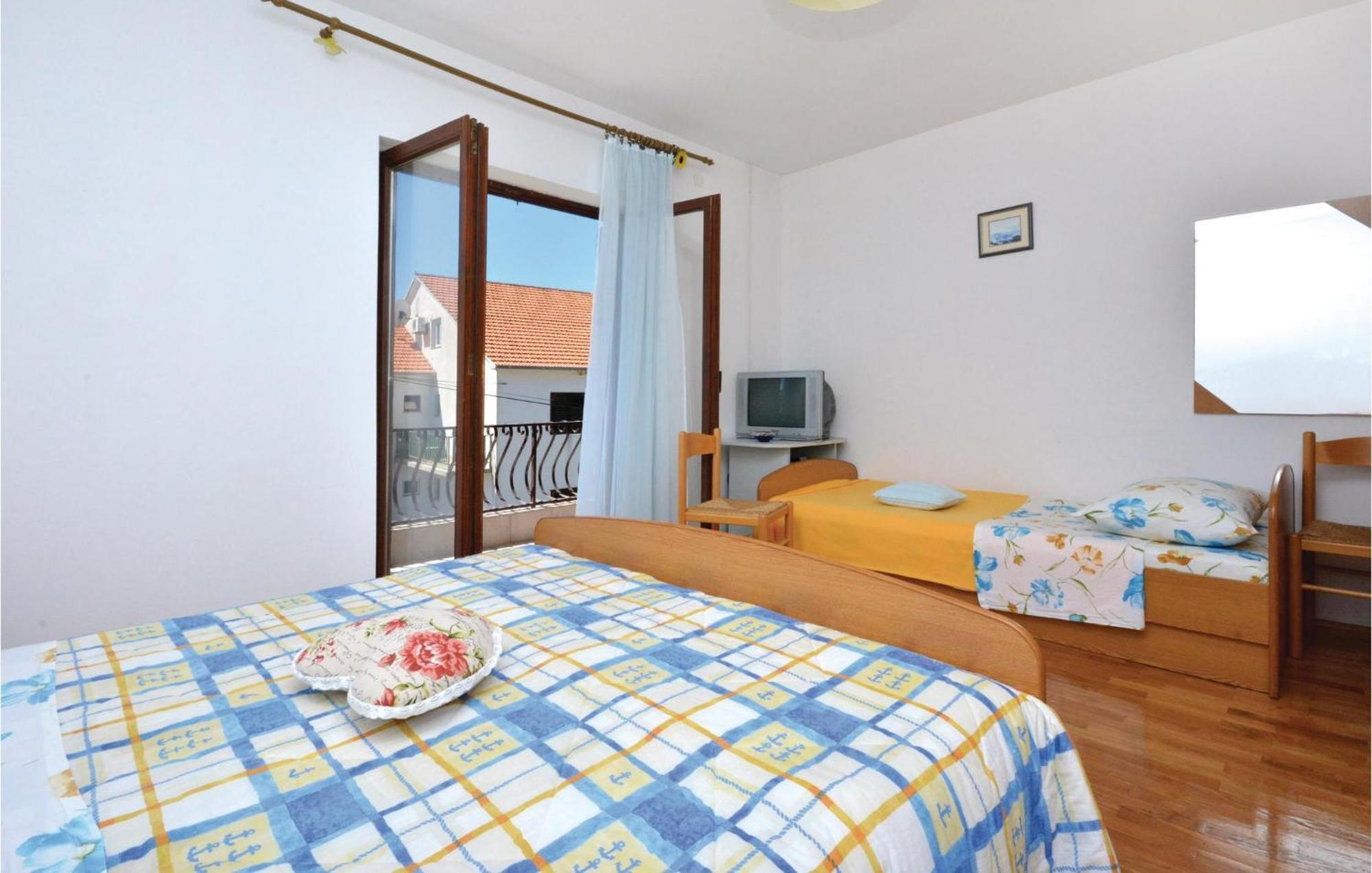 Apartament In With Wifi Vrboska