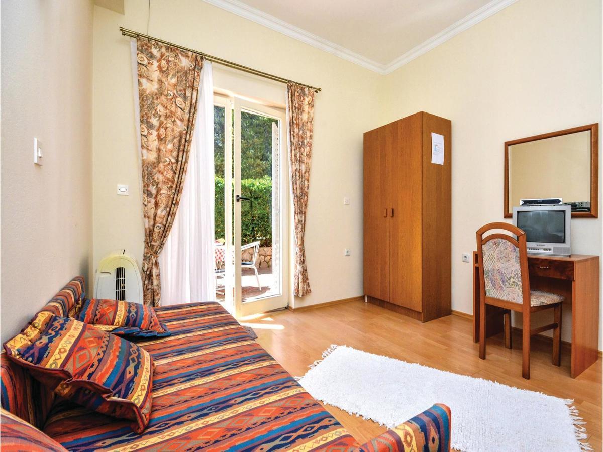 Apartament In With Wifi